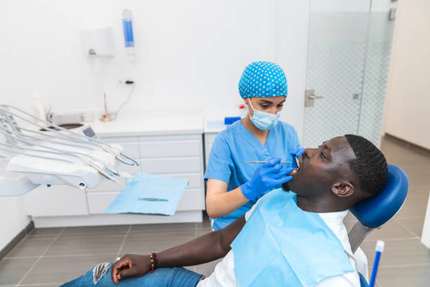 Best Emergency Dentist for Knocked-Out Tooth in Carpentersvle, IL